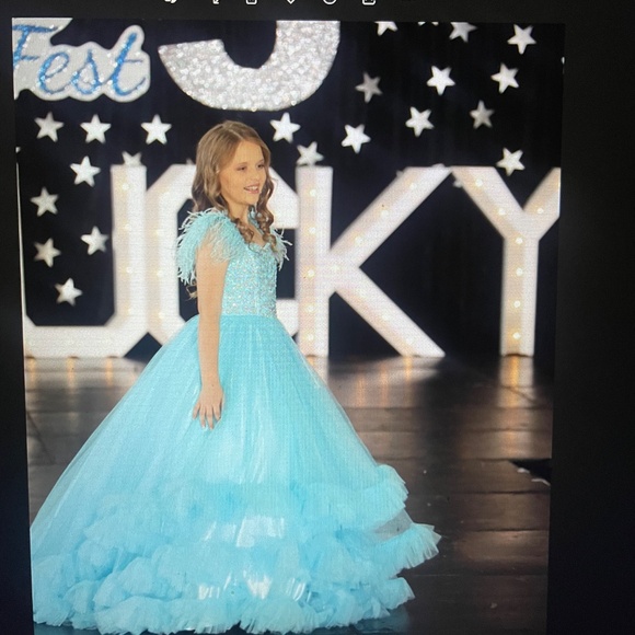 Jonathan Kayne Sugar Kayne gown - Picture 2 of 3